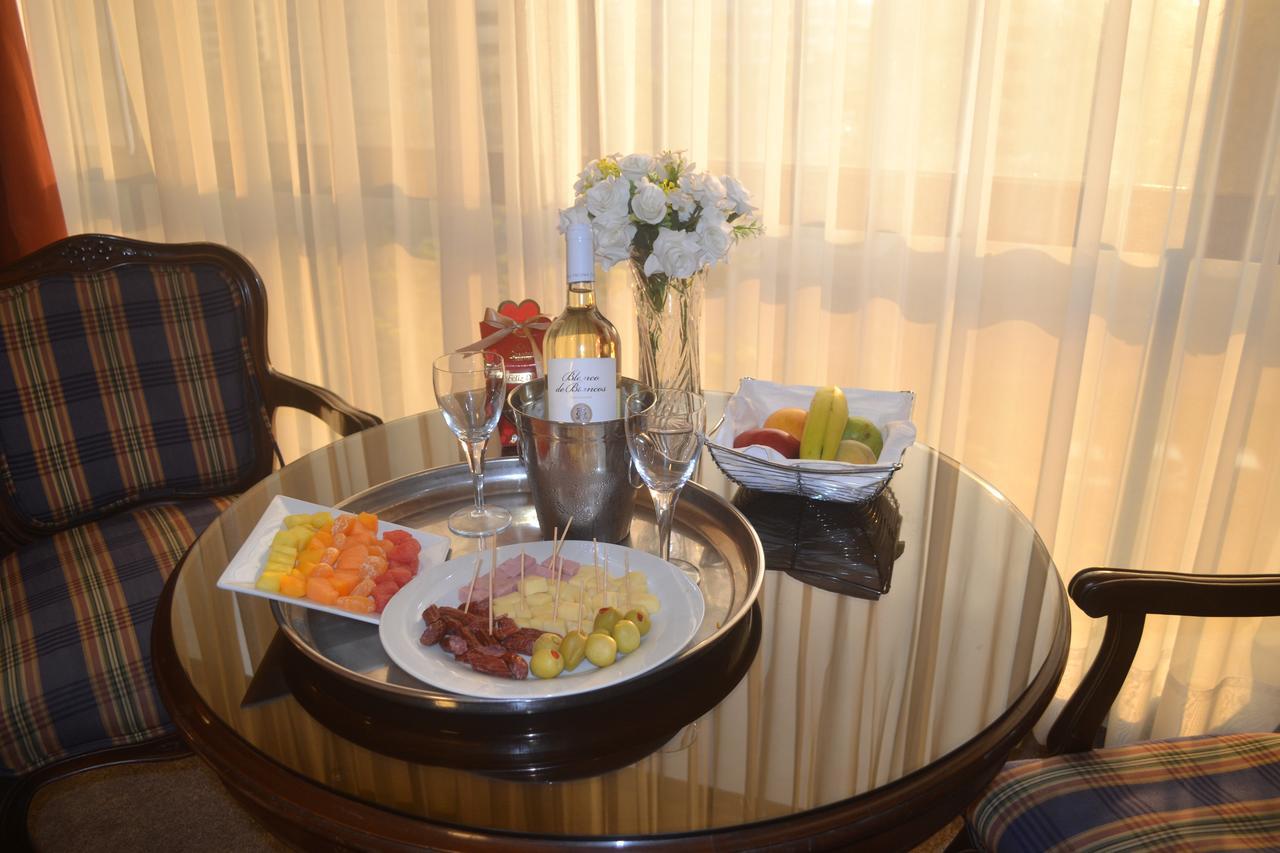 Suites Plaza Las Flores Λίμα Εξωτερικό φωτογραφία