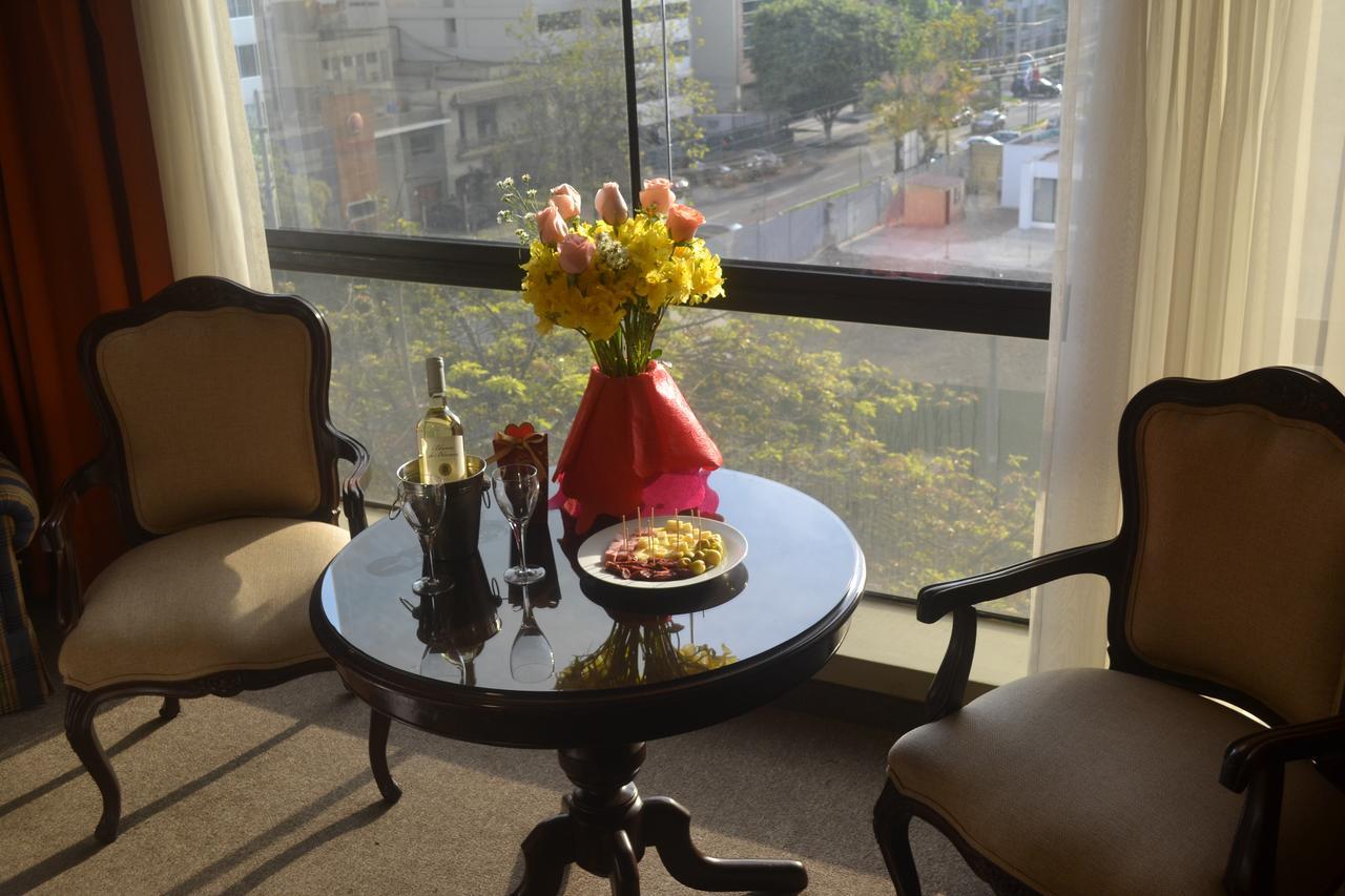 Suites Plaza Las Flores Λίμα Εξωτερικό φωτογραφία